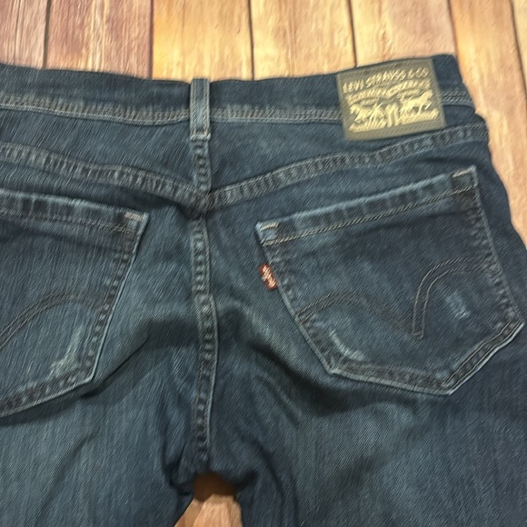 Levi’s size 28 dark blue denim distressed jeans classes denim - Picture 7 of 8